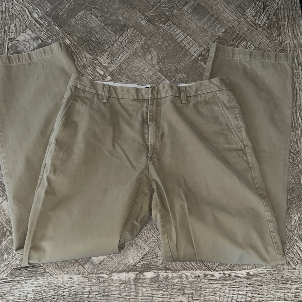 Men’s 35/36 Banana Republic Khakis
